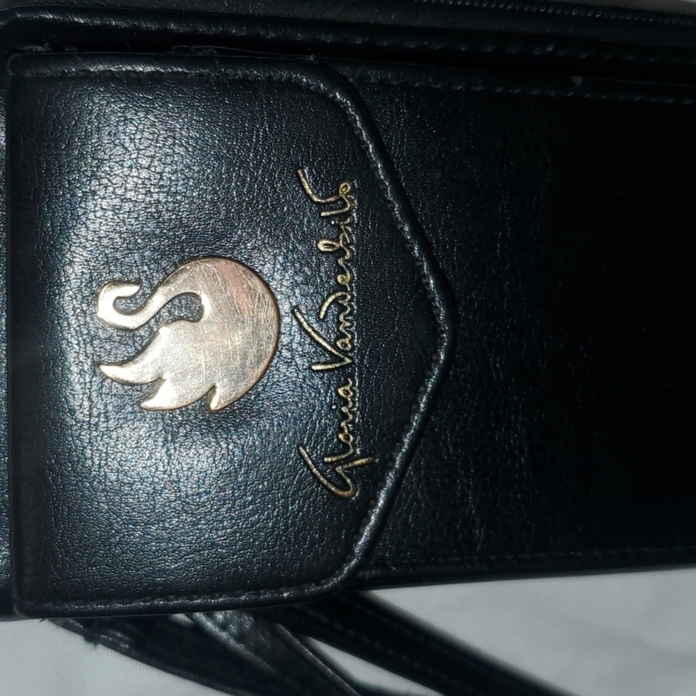 Gloria Vanderbilt Crossbody Bag